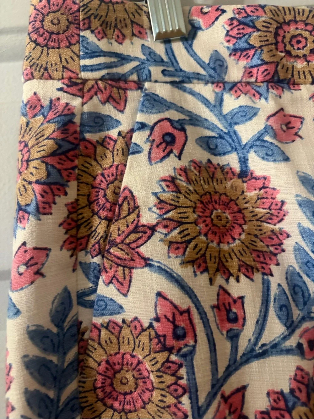 J. Crew Hayden Kick Flare Pants White  With Pink, Gold, Blue Floral Size 6